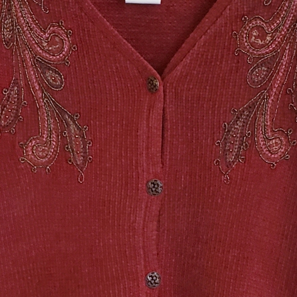 Koret Women Sweater Vest Size 1X Deep Red Rust Chenille Floral stitching edge - Picture 7 of 9